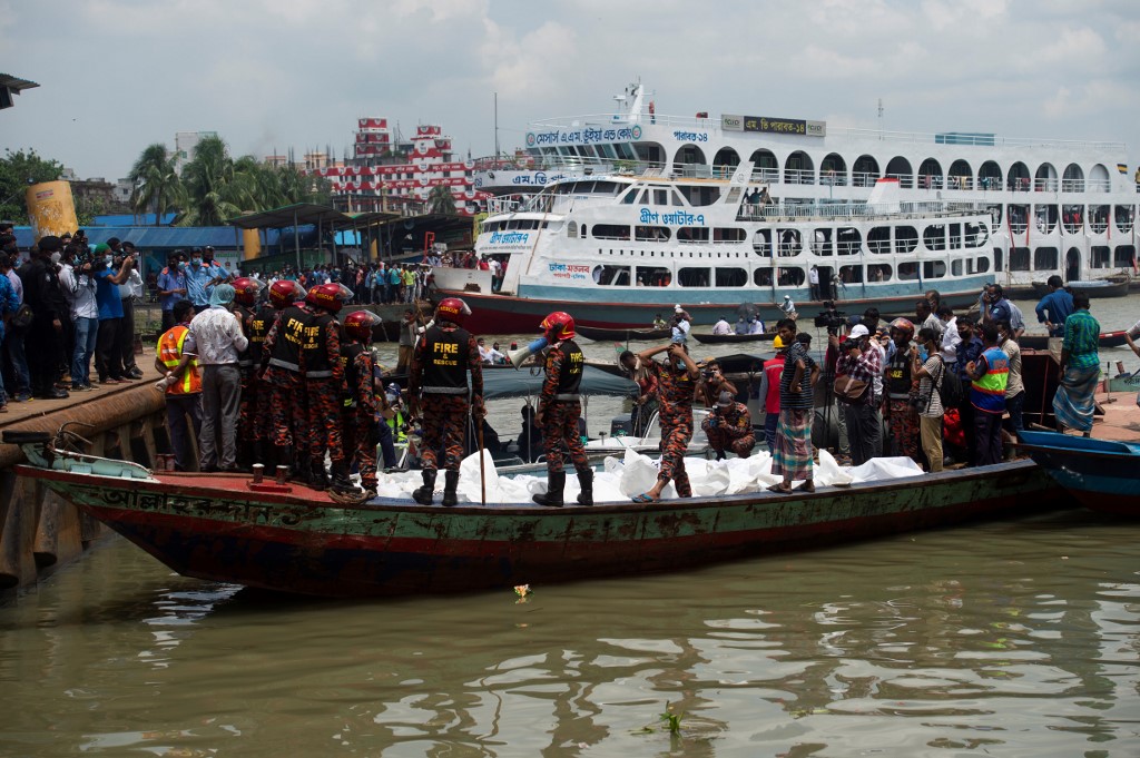 Accidente de transbordador en Bangladés