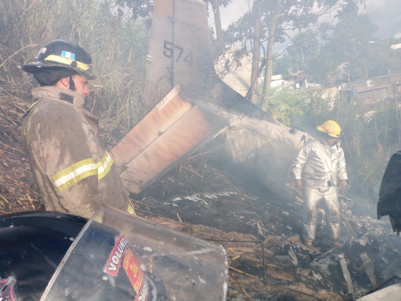 Emisoras Unidas - VIDEO | Rescatan A Tripulantes De Avioneta Tras Accidente