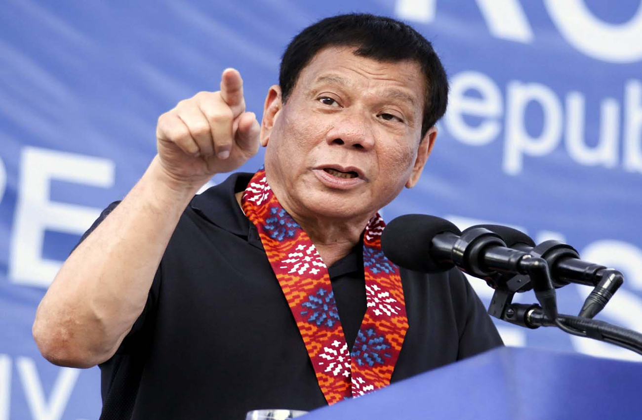 Presidente filipino Duterte asegura que mató a alguien a puñaladas con 16 años