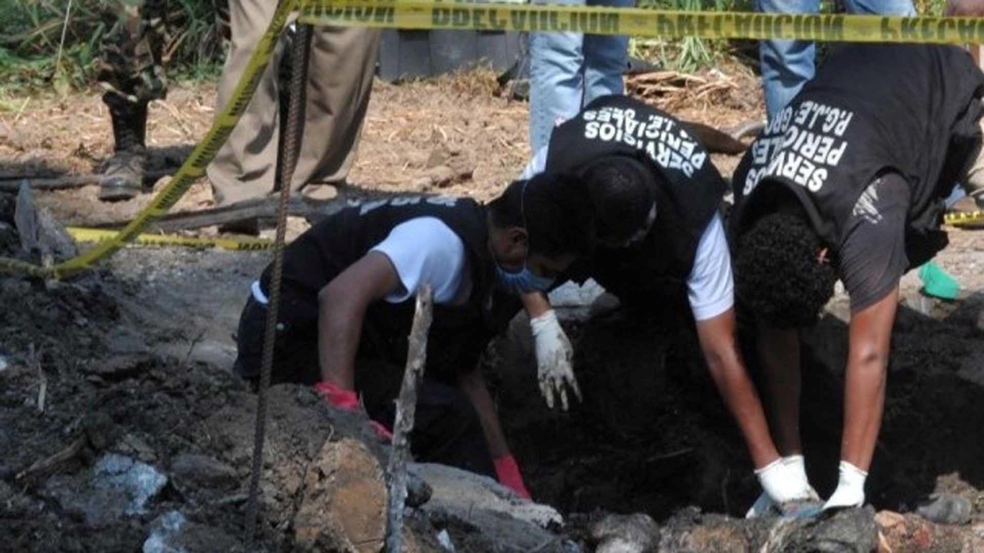 Emisoras Unidas Hallan Fosa Clandestina Con Ocho Cadáveres En México 7030