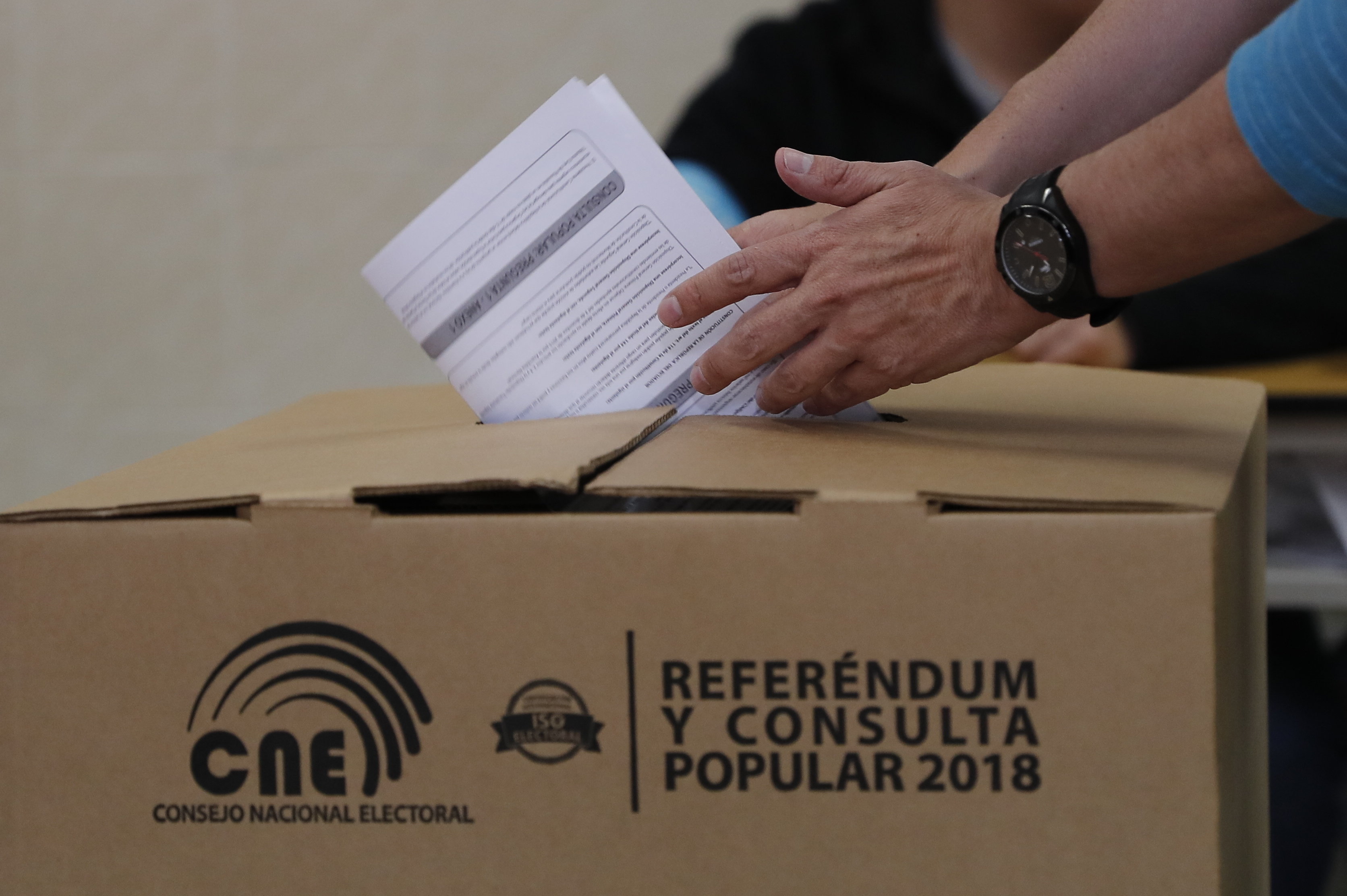 Emisoras Unidas La votación de la consulta popular en Ecuador