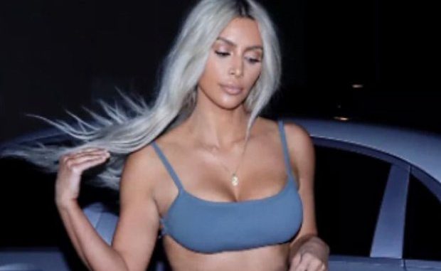 Emisoras Unidas Kim Kardashian Admite Que Se Arreglo Los Senos