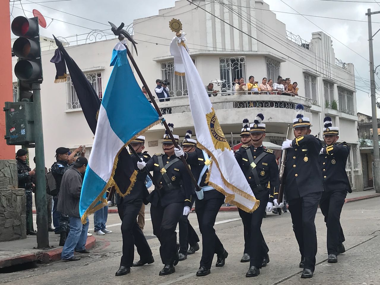 Emisoras Unidas En Imágenes Así Se Vivió El Desfile De La Pnc Por Xxi Aniversario 1676