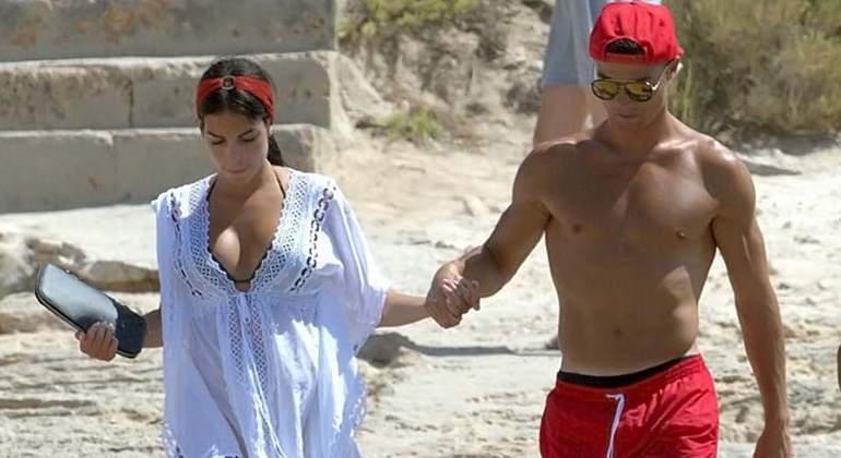 Emisoras Unidas Georgina Y Cristiano Ronaldo Comparten Su Fotograf A M S Sensual