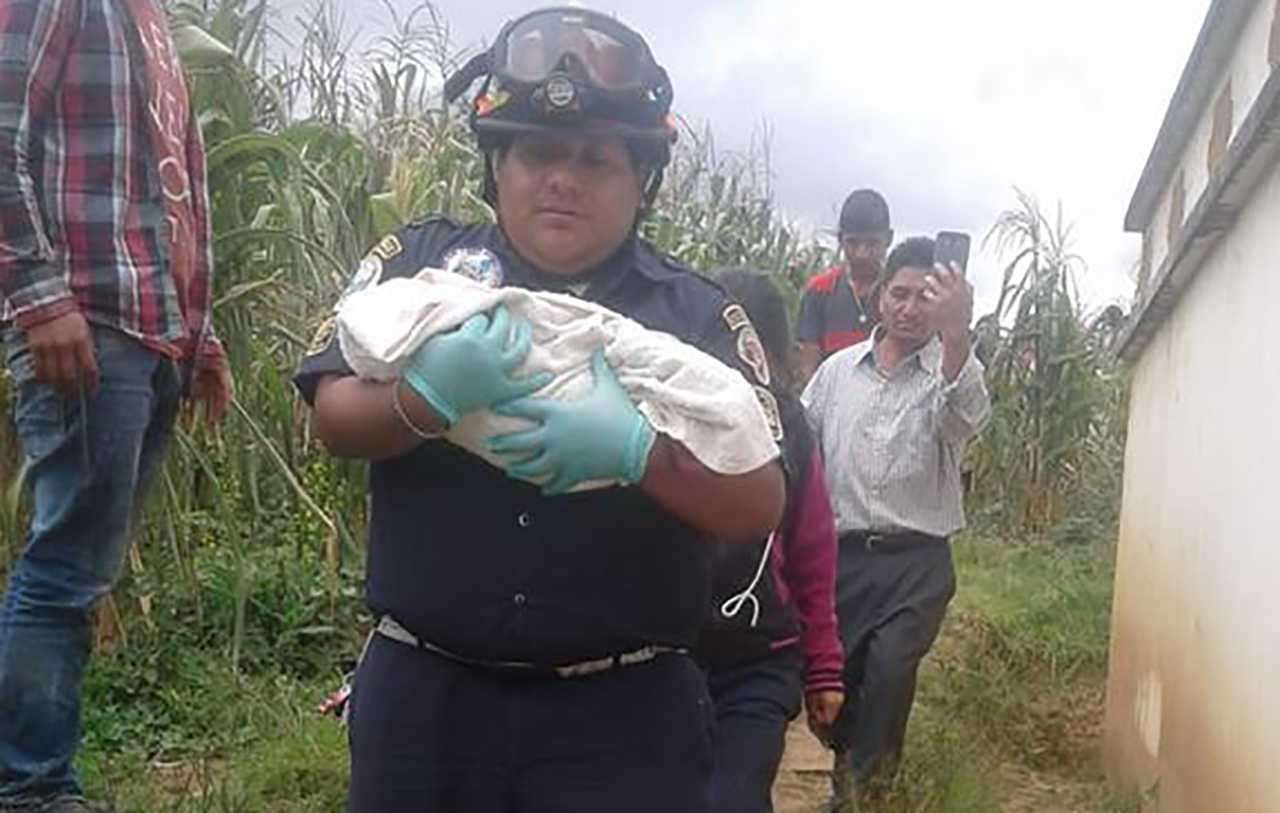 Abandono de bebés Olintepeque Quetzaltenango Bomberos Municipales Deprtamentales Emisoras Unidas
