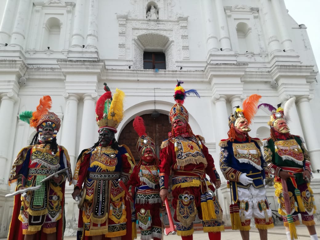 Vuelta Ciclística a Guatemala San Cristóbal Totonicapán folklore moros