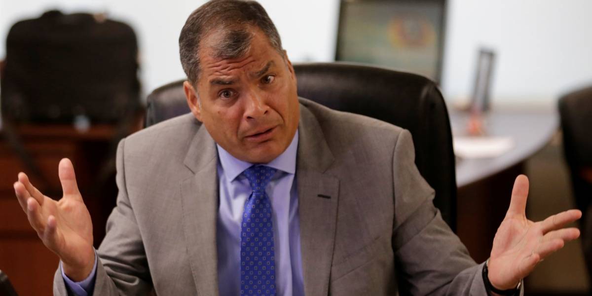 Rafael Correa pide asilo