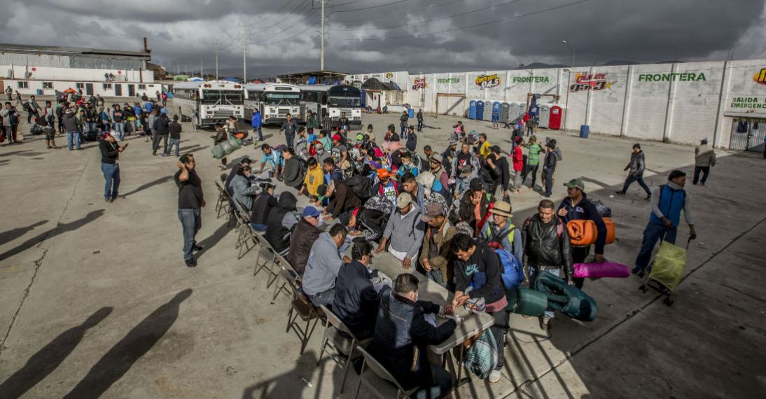 Inmigrantes que esperaron en México tuvieron sus primeras audiencias en EEUU