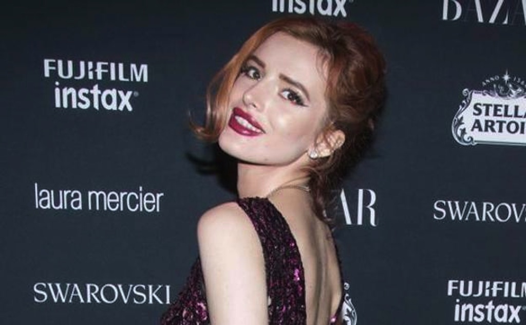 Bella Thorne Presume Las Portadas De Su Trabajo En La Industria De Cine Para Adultos