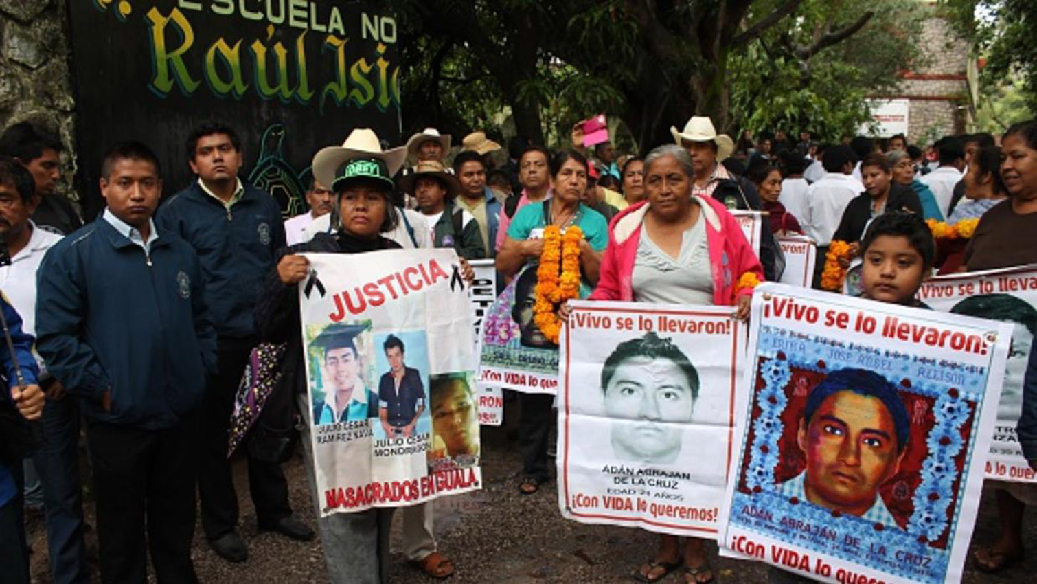 México relanza la búsqueda de 43 estudiantes desaparecidos hace cinco años