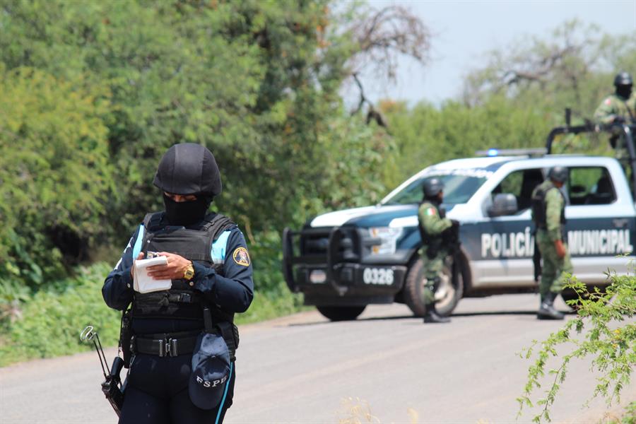 Ataque armado contra gasolinera deja seis muertos en el centro de México
