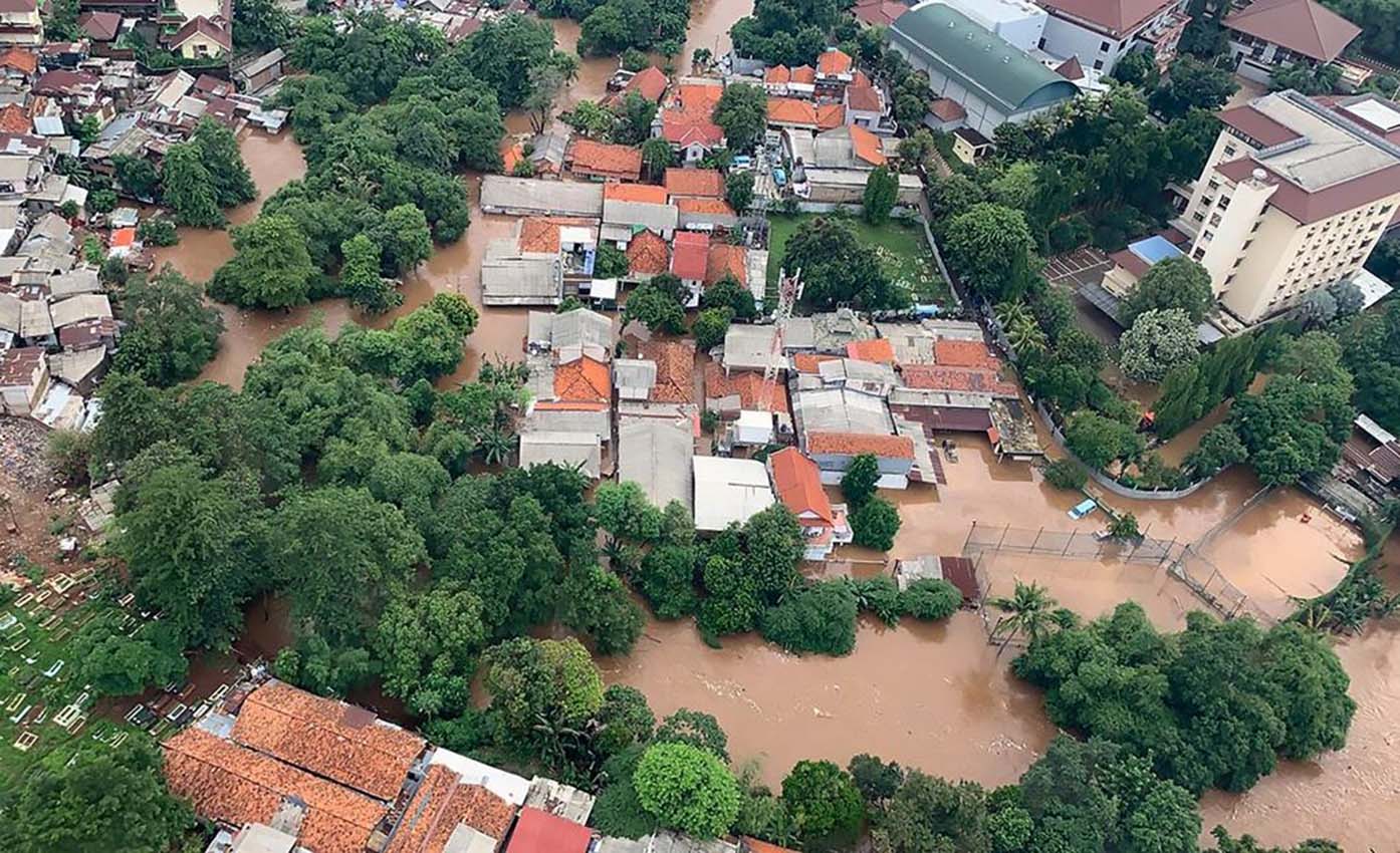 Las inundaciones en Indonesia dejan casi 30 muertos