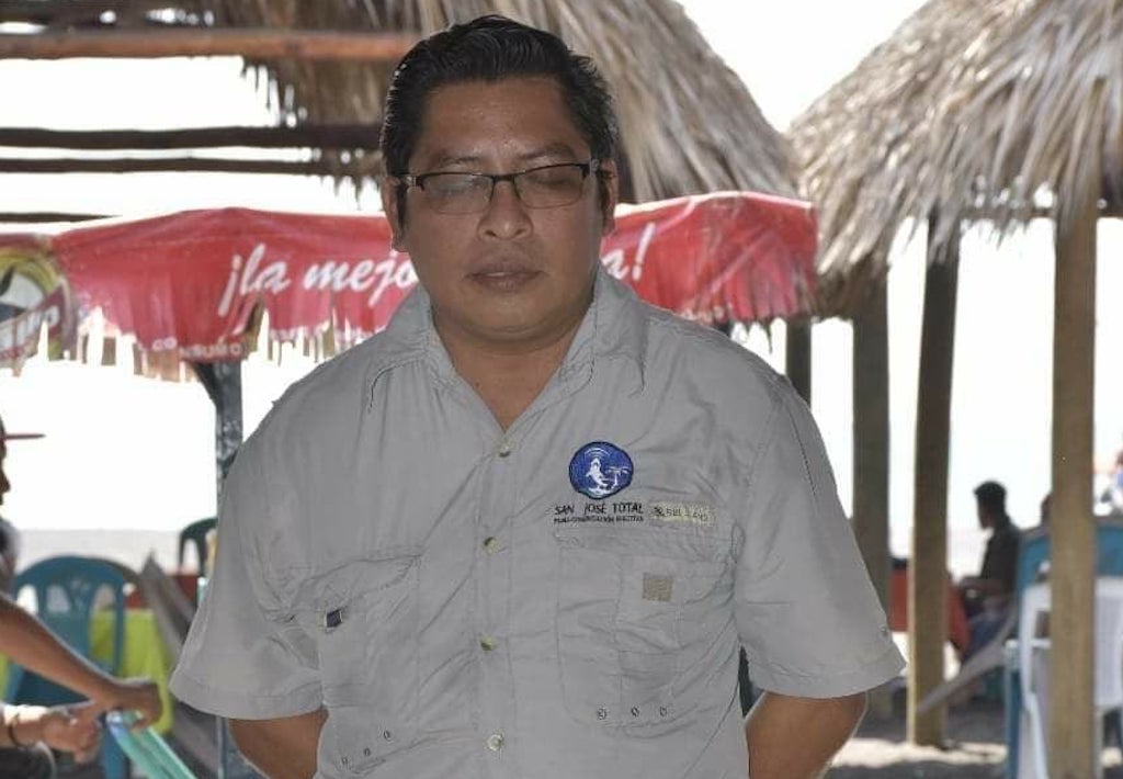 Periodistas de Escuintla rechazan violencia contra Mario Ortega, director de San José Total.