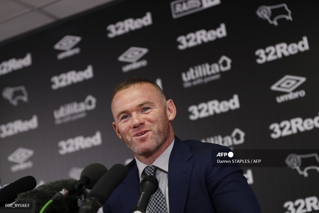 Wayne Rooney se retira como jugador de futbol