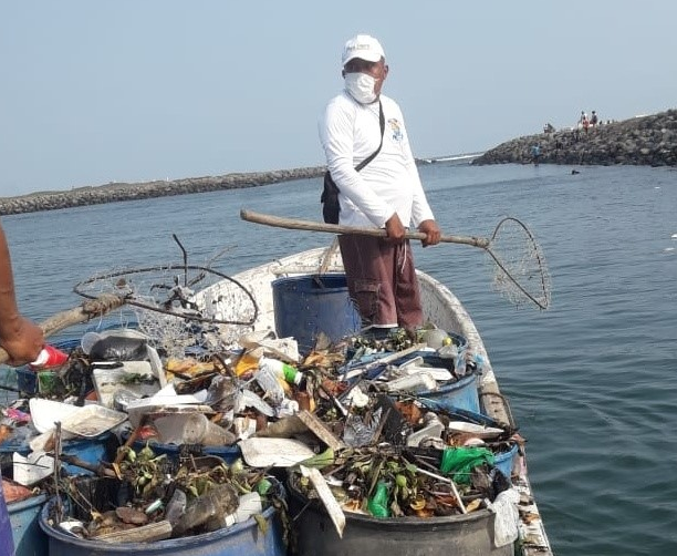 retiran basura de playas en Puerto San JosÃ©