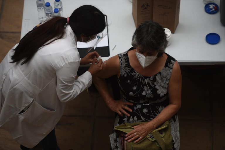 Salud: “Guatemala aún no abre el rango de entre 4