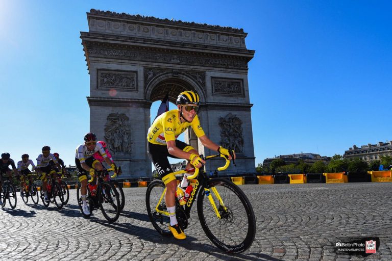 VIDEO. Tadej Pogacar conquista el Tour de Francia por segundo año consecutivo