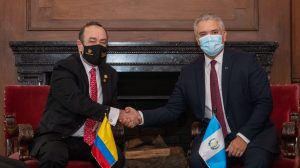 reunión de los presidentes de Guatemala y Colombia