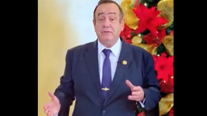 Presidente Giammattei envía mensaje a guatemaltecos por Año Nuevo